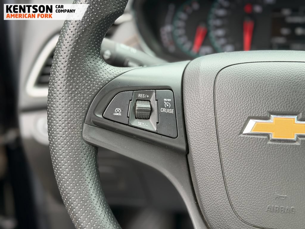 Used 2020 Chevrolet Trax LT AWD/4WD image 16