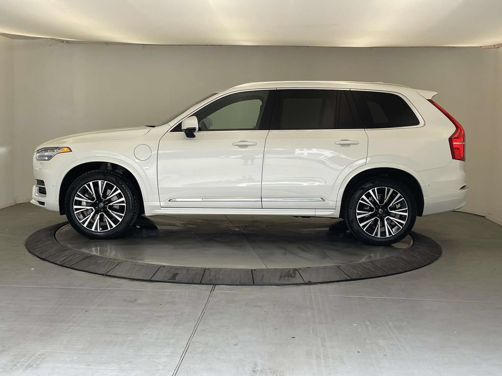 Used 2024 Volvo XC90 T8 Plus w/ Protection Package AWD/4WD image 2
