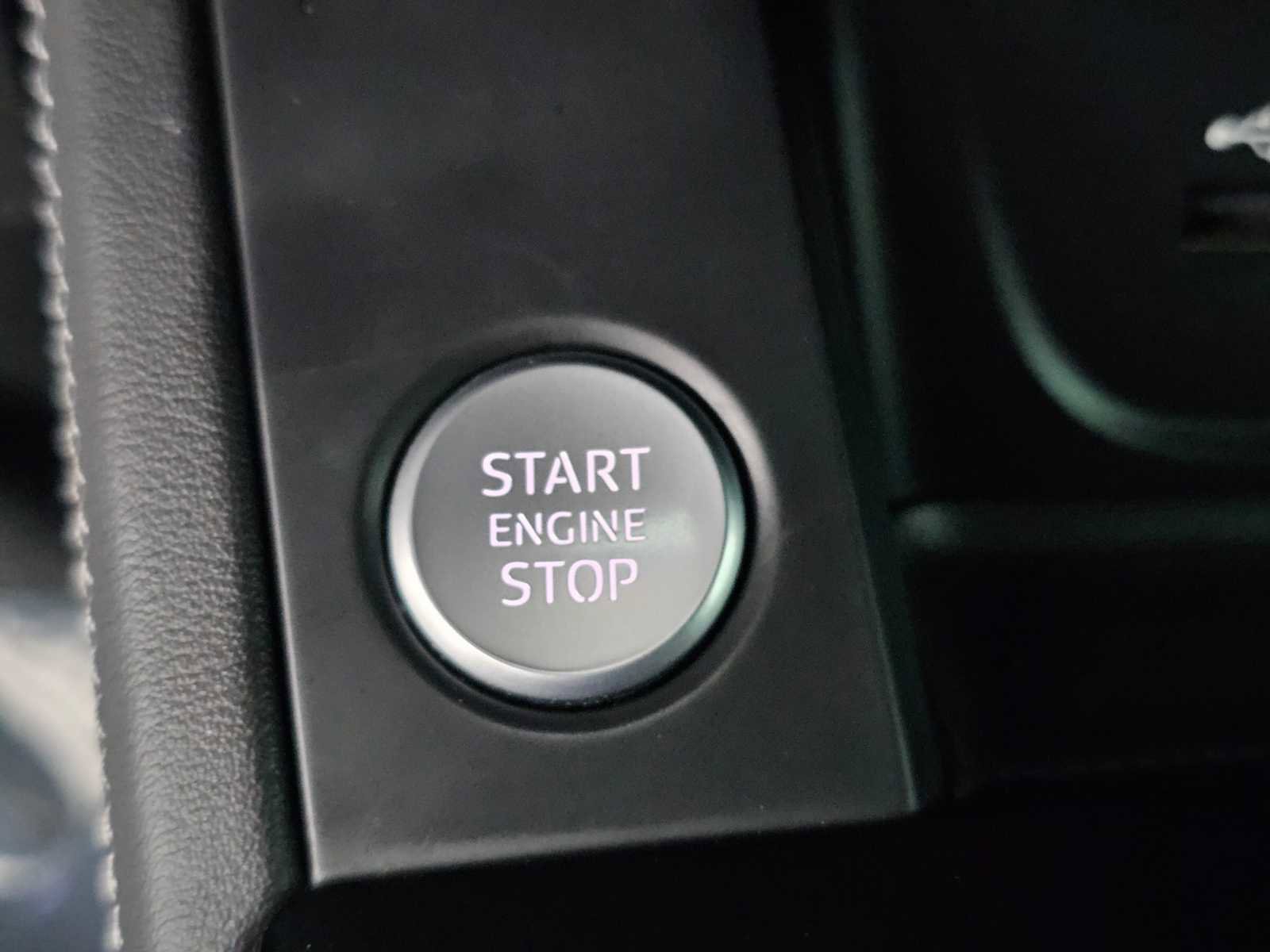 Used 2021 Audi A4 2.0T Premium Plus w/ Premium Plus Package image 29