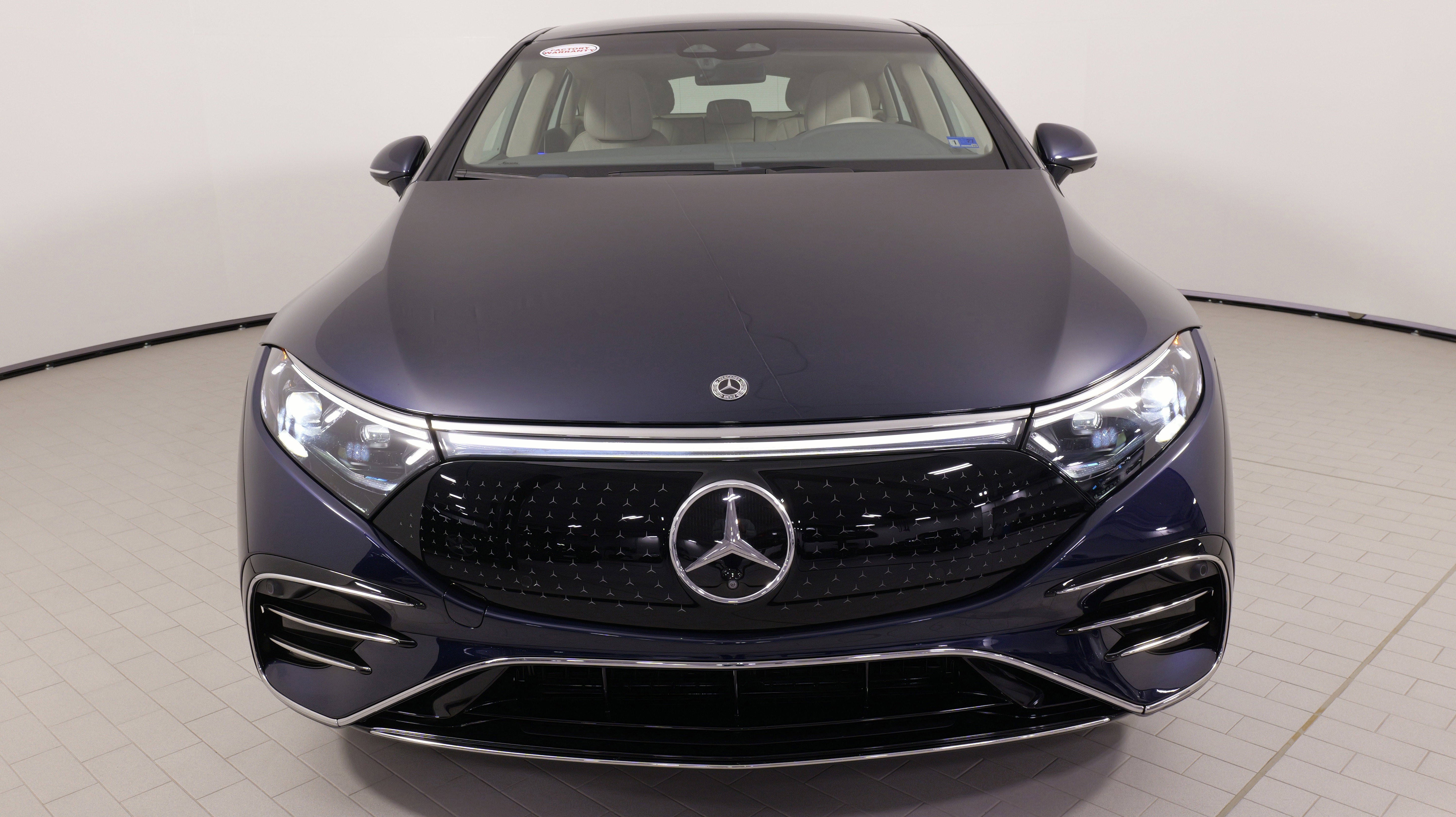 Used 2023 Mercedes-Benz EQS 580 4MATIC Sedan image 6