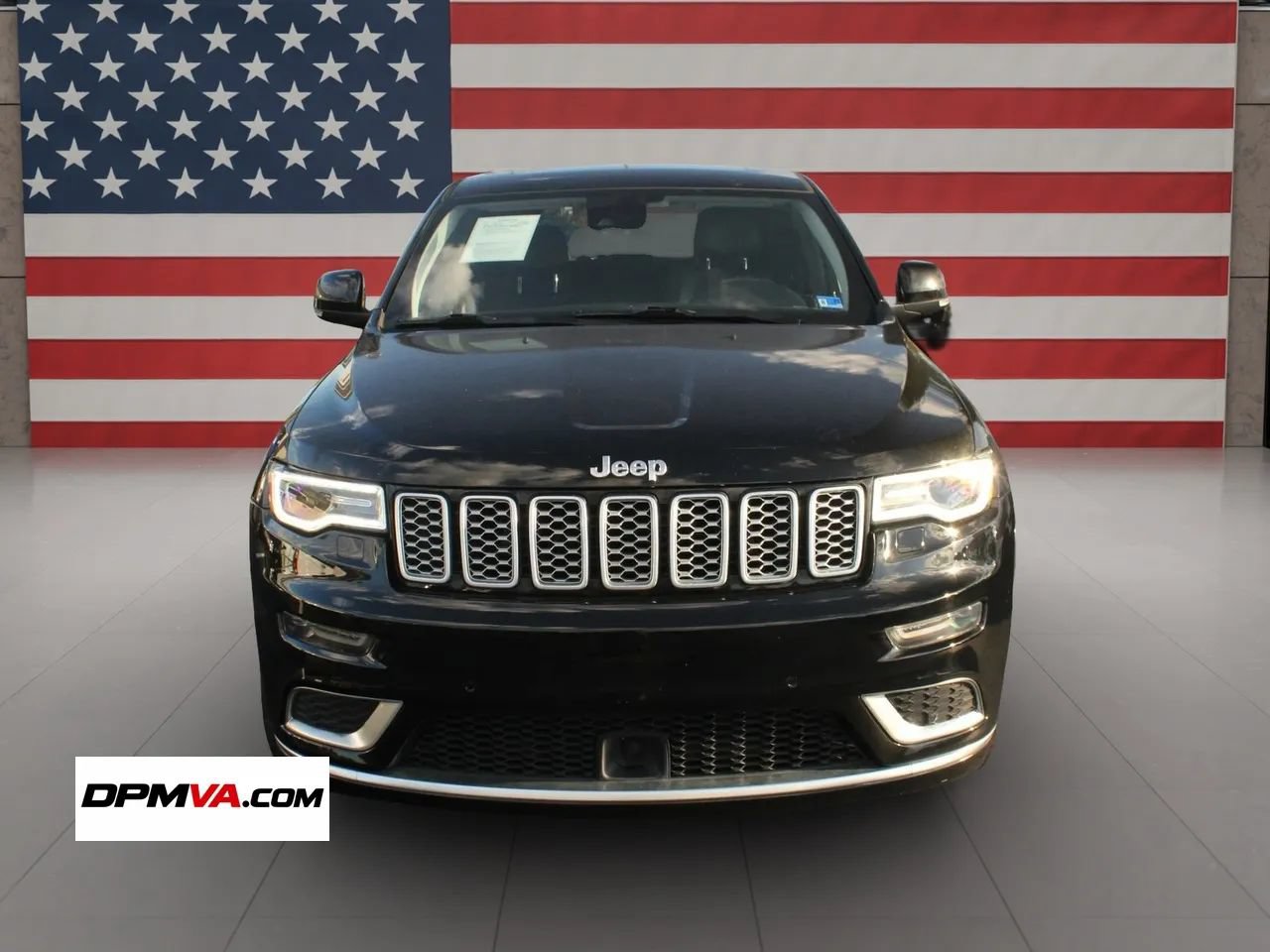 Used 2018 Jeep Grand Cherokee Summit w/ Platinum Series Group AWD/4WD image 11