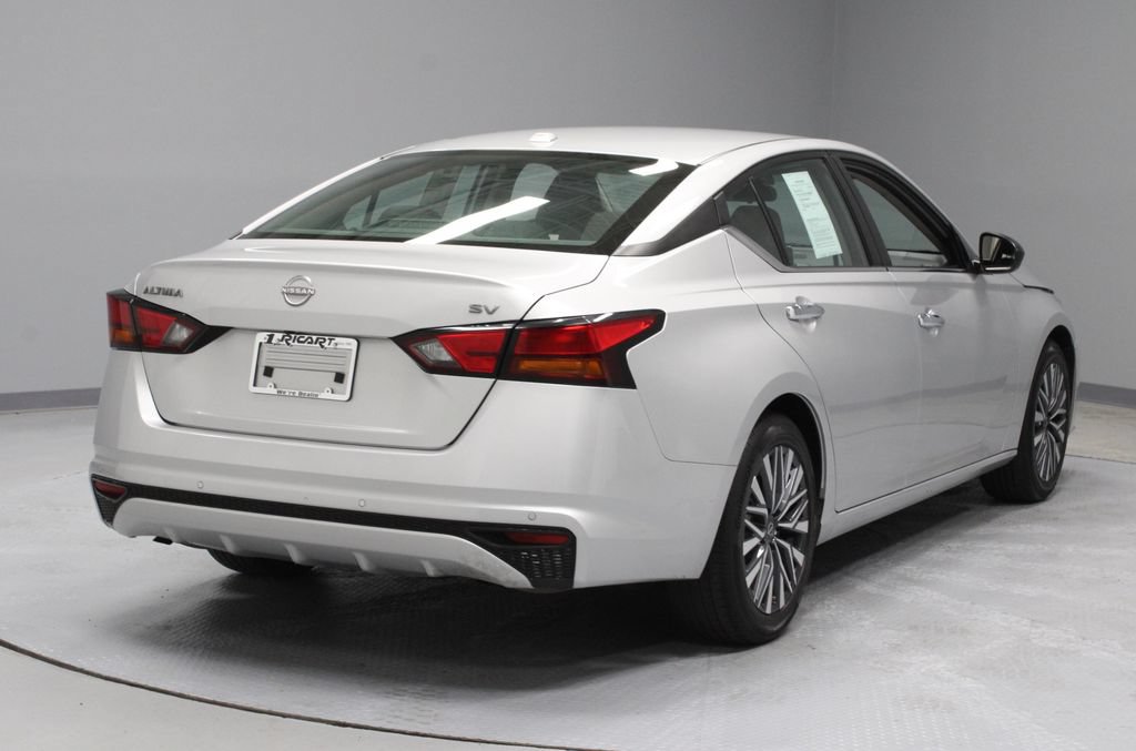 Certified 2024 Nissan Altima 2.5 SV FWD image 10