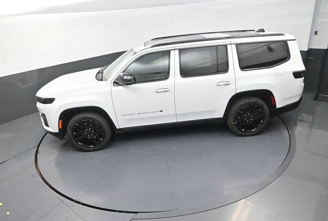 New 2026 Jeep Grand Wagoneer Limited AWD/4WD image 14