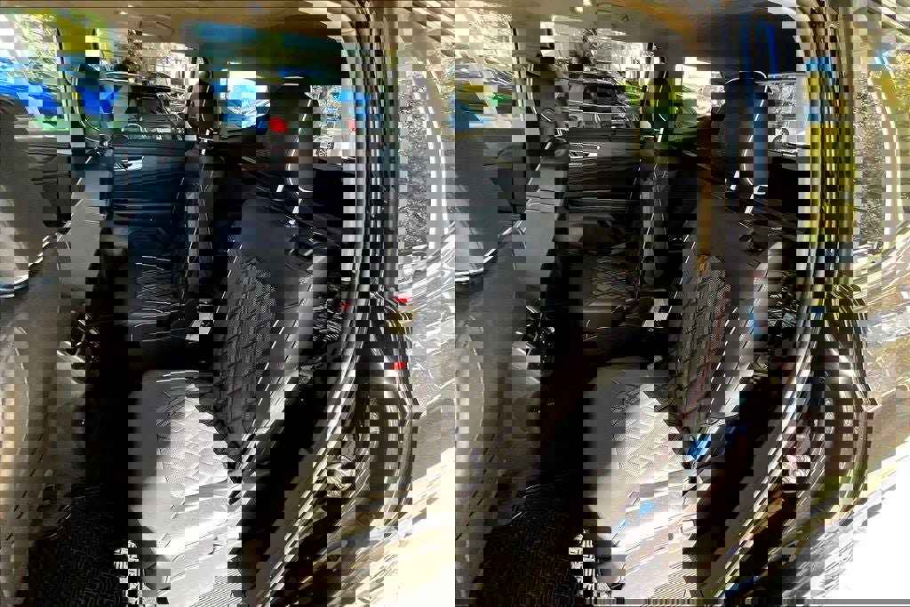 New 2026 Volkswagen Atlas SEL Premium R-Line image 19