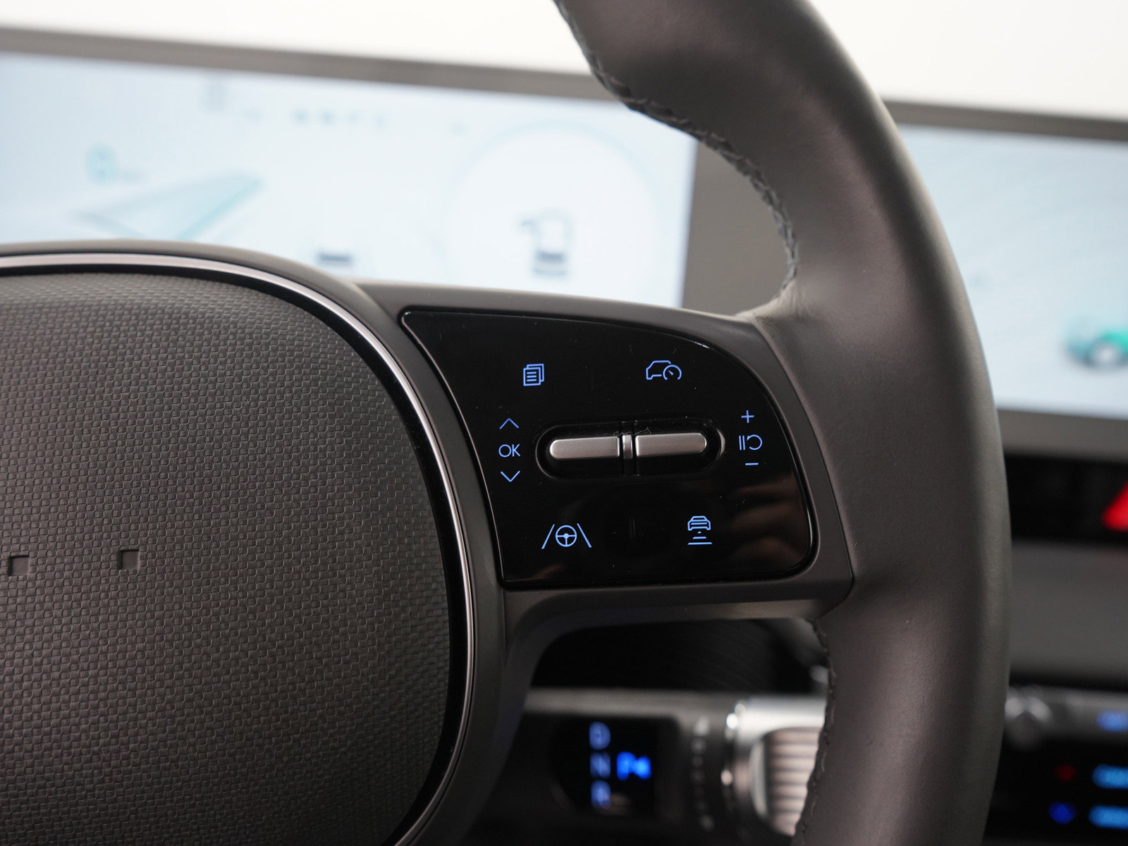 Used 2024 Hyundai Ioniq 5 SEL image 27