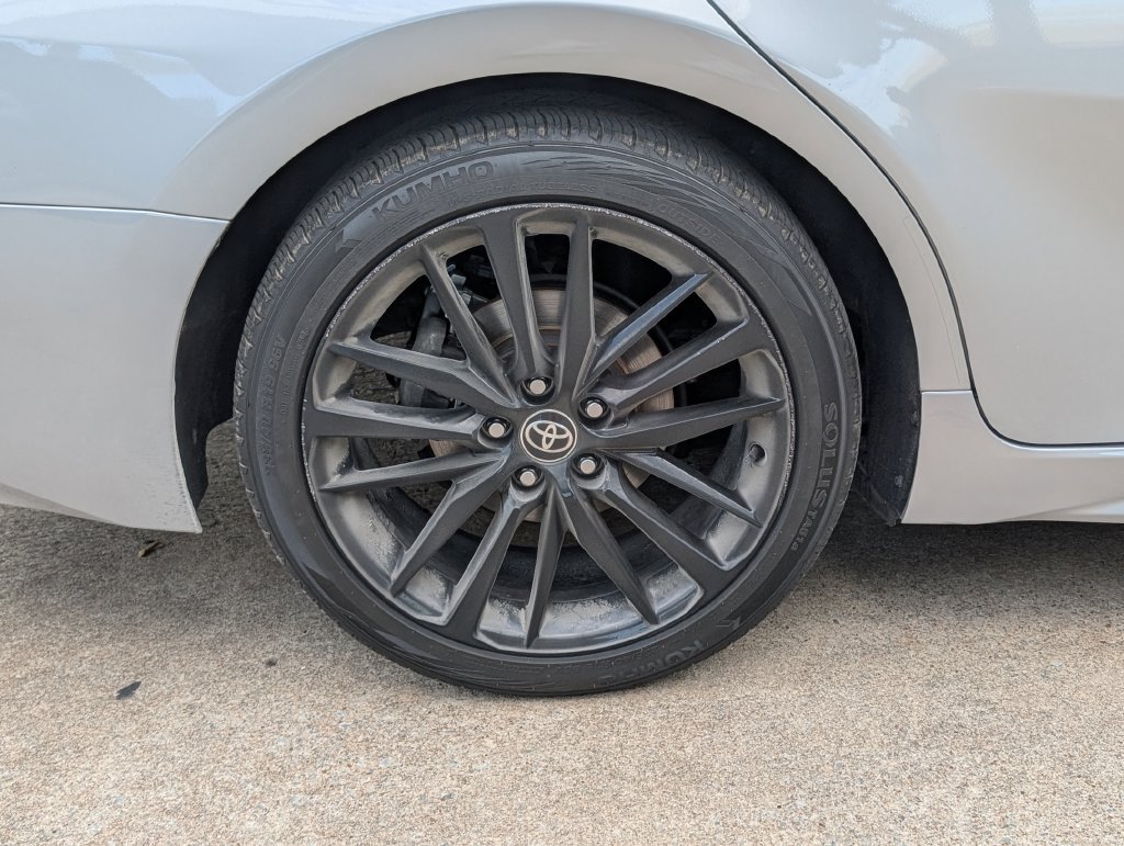 Used 2022 Toyota Camry XSE AWD/4WD image 3
