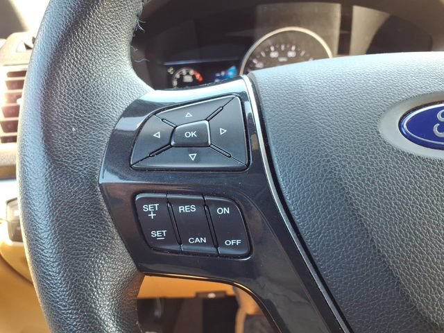 Used 2017 Ford Explorer Limited w/ Equipment Group 301A FWD image 31