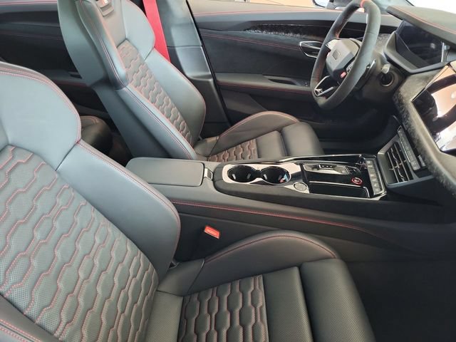 New 2026 Audi RS e-tron GT performance AWD/4WD image 17