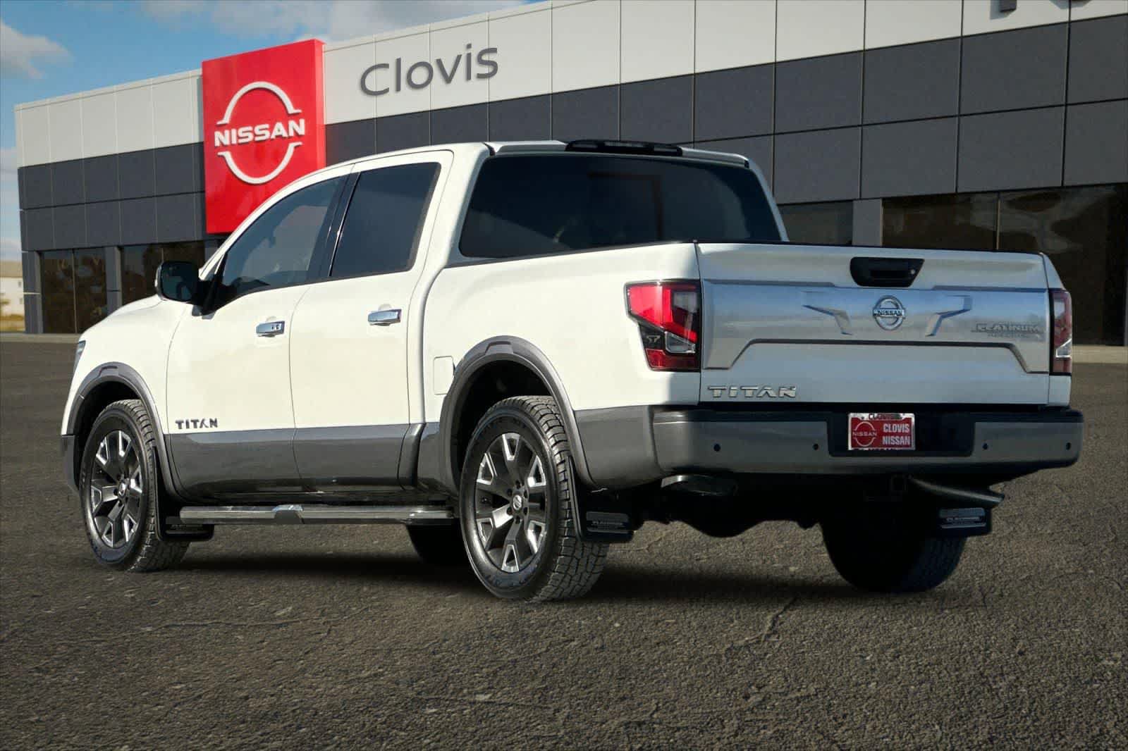 Used 2021 Nissan Titan Platinum Reserve w/ Moonroof Package RWD image 7