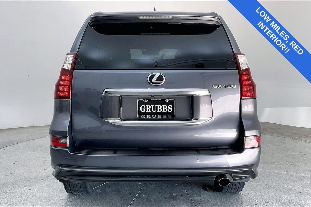 Used 2022 Lexus GX 460 Premium w/ Accessory Package image 7