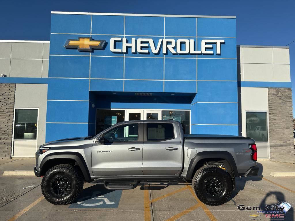 Used 2024 Chevrolet Colorado ZR2 w/ ZR2 Bison Edition image 1