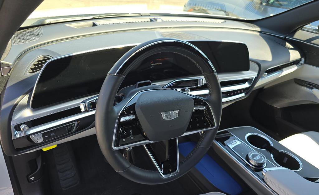 Used 2024 Cadillac Lyriq Sport w/ LPO, Floor Liner Package AWD/4WD image 8