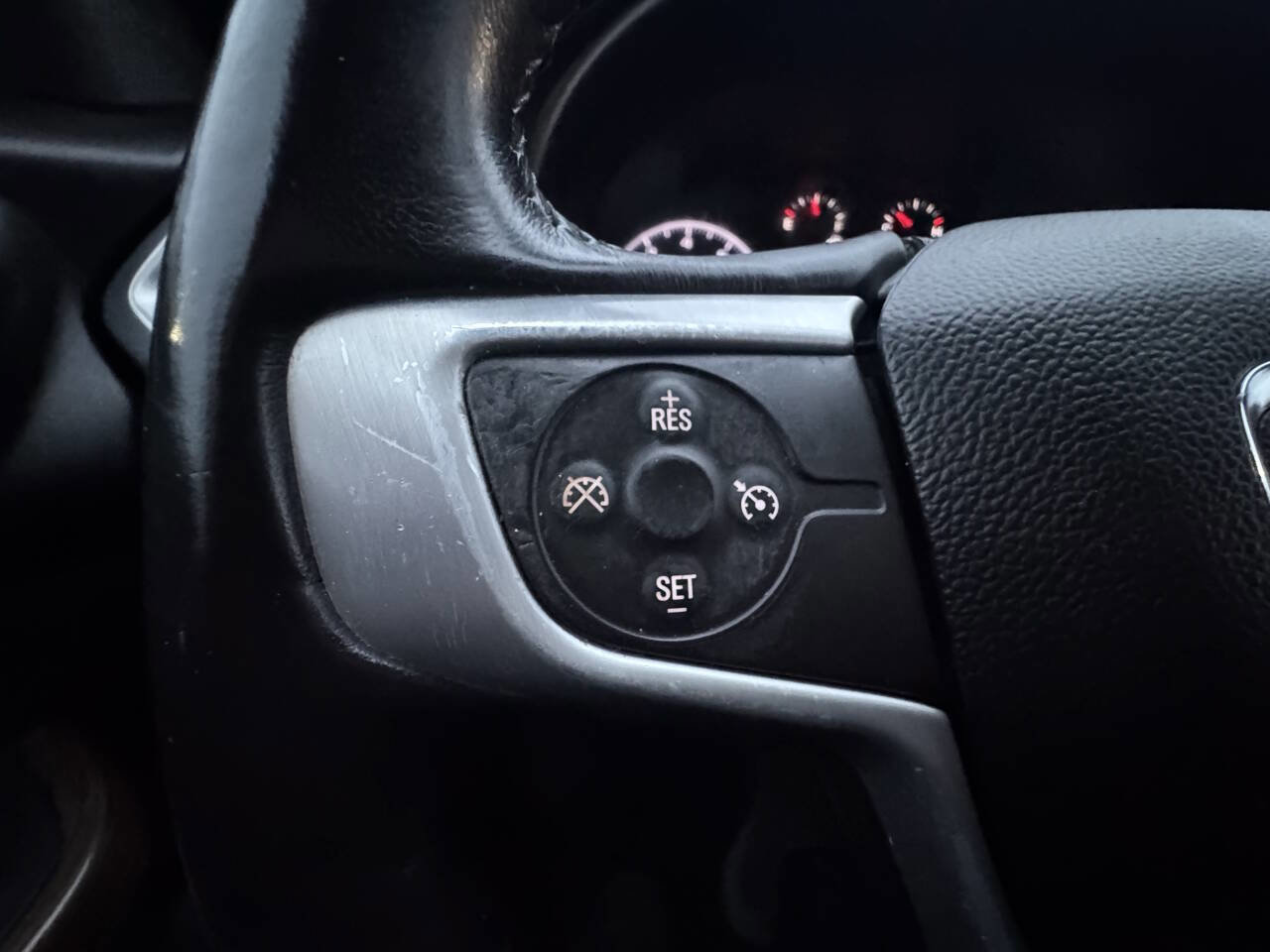 Used 2017 GMC Acadia SLE FWD image 50