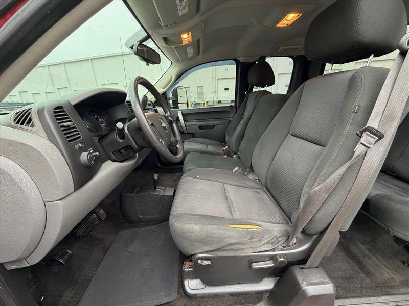 Used 2013 Chevrolet Silverado 1500 LS image 17