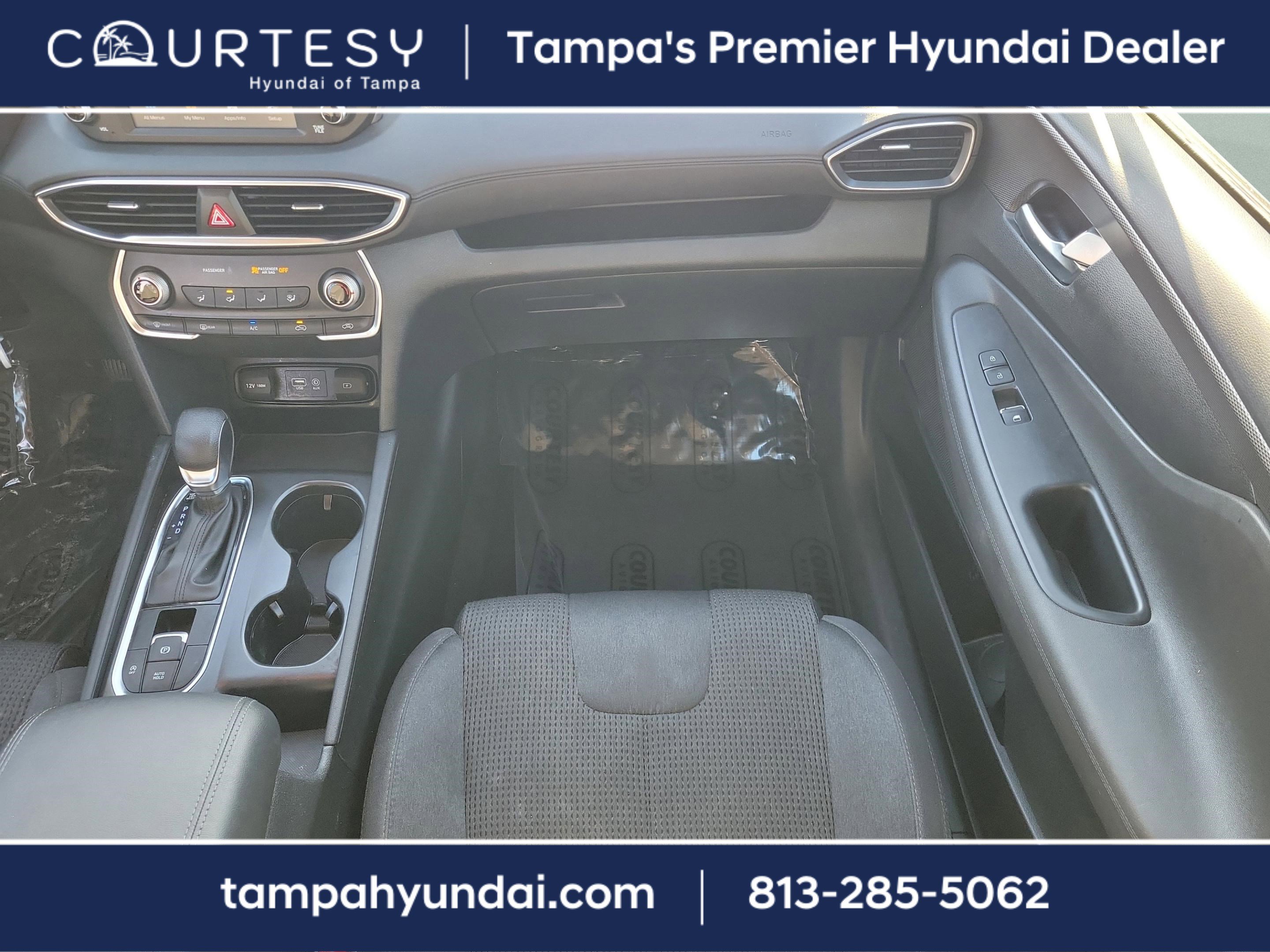 Used 2020 Hyundai Santa Fe SE image 15