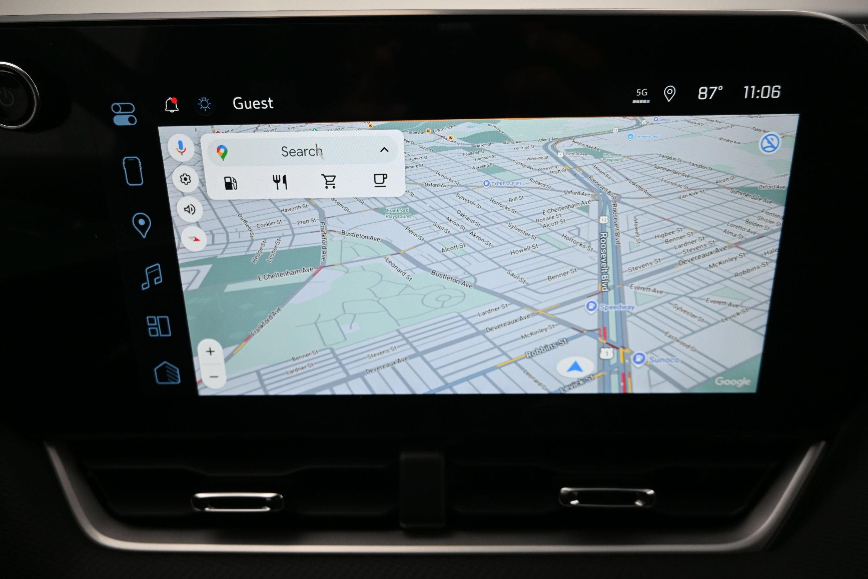 New 2027 Chevrolet Equinox LT w/ Convenience Package II FWD image 23