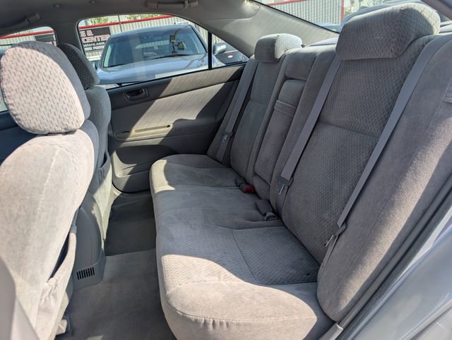 Used 2004 Toyota Camry image 15