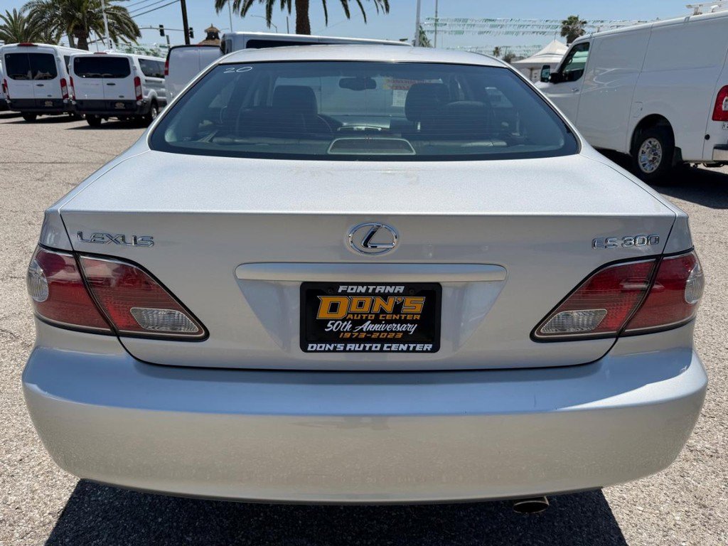Used 2003 Lexus ES 330 FWD image 7
