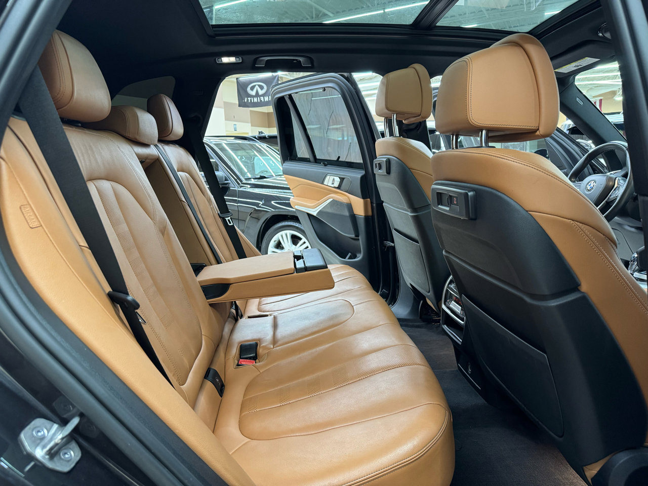 Used 2022 BMW X5 sDrive40i w/ Luxury Seating Package image 49