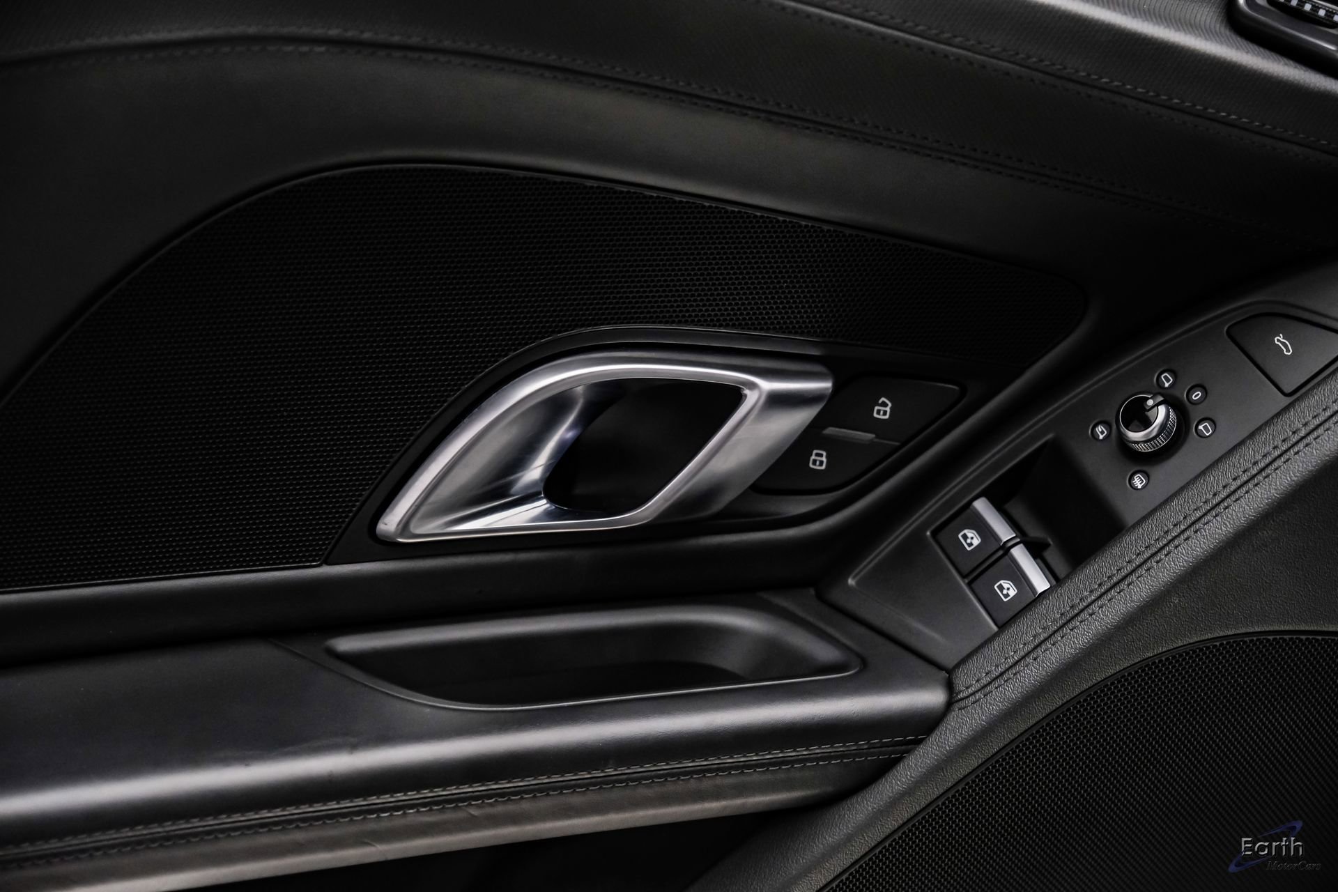 Used 2018 Audi R8 V10 RWD image 91