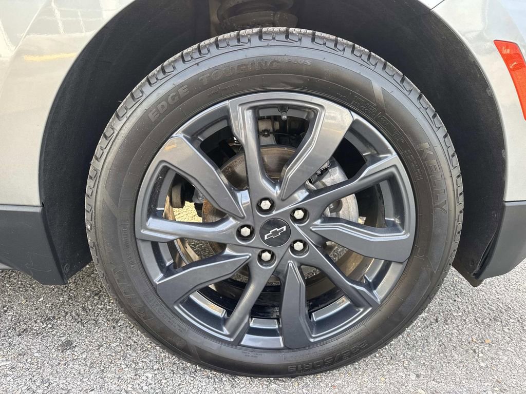 Used 2023 Chevrolet Equinox RS w/ RS Leather Package image 4