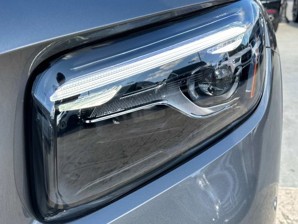 New 2025 Mercedes-Benz GLB 35 AMG GLB 35 AMGﾮ image 12