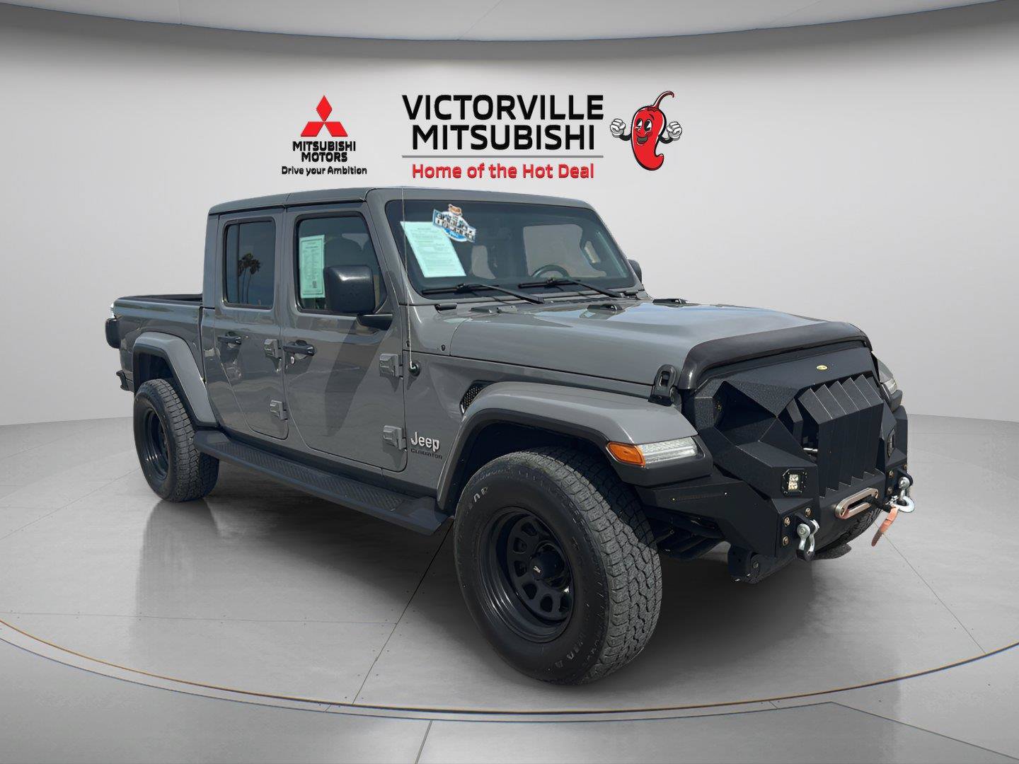 Used 2021 Jeep Gladiator Overland AWD/4WD image 1