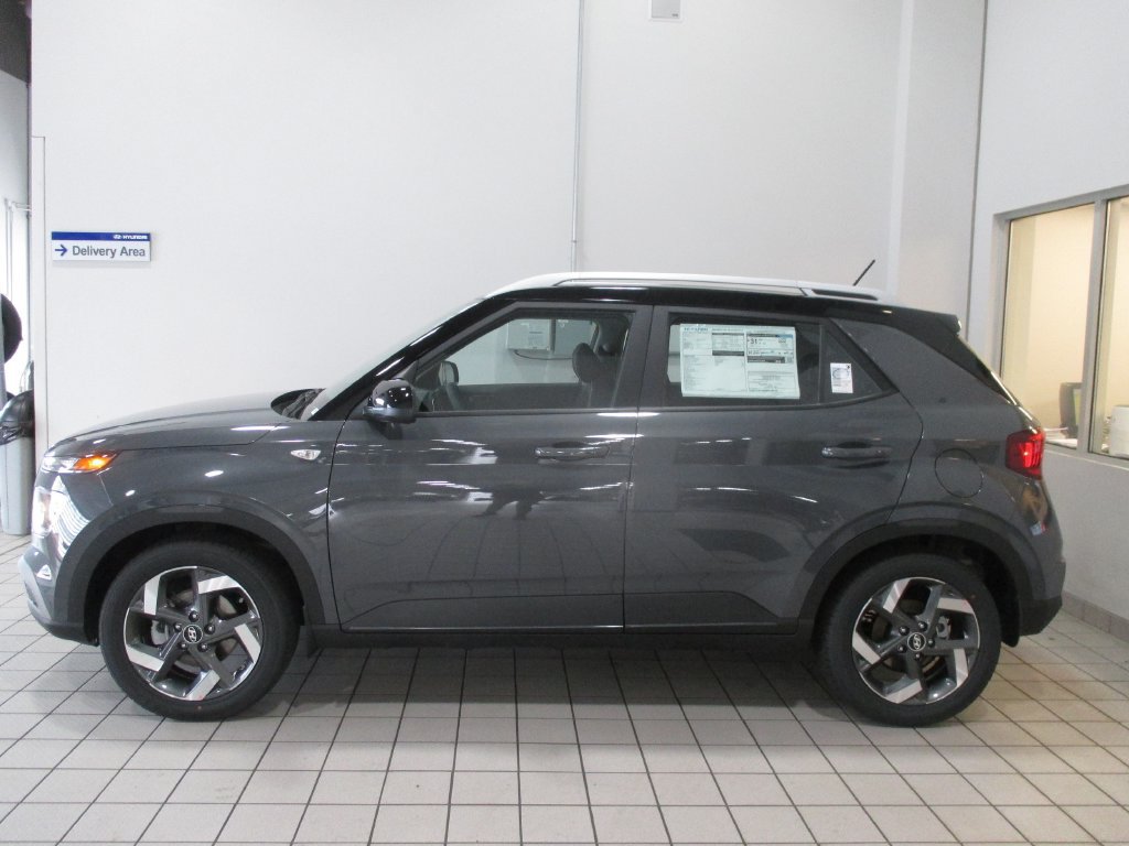 New 2026 Hyundai Venue SEL FWD image 10