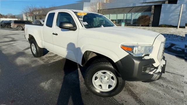 Used 2019 Toyota Tacoma SR image 8