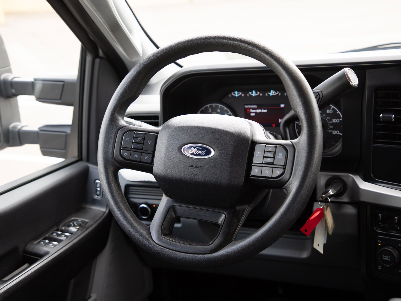 Used 2023 Ford F250 XL w/ XL Off-Road Package AWD/4WD image 15