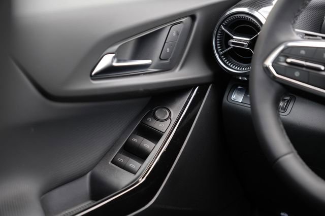 New 2026 Chevrolet Equinox LT image 19