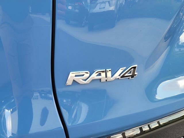 Used 2023 Toyota RAV4 XSE image 32