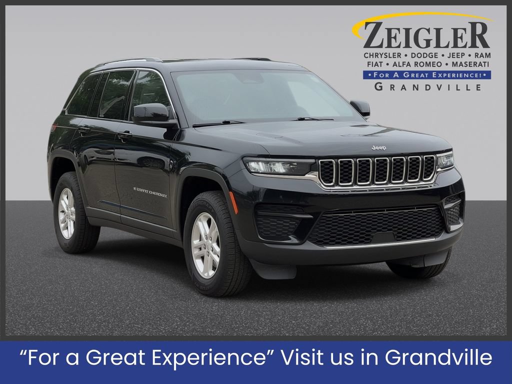 Certified 2023 Jeep Grand Cherokee Laredo w/ Luxury Tech Group I