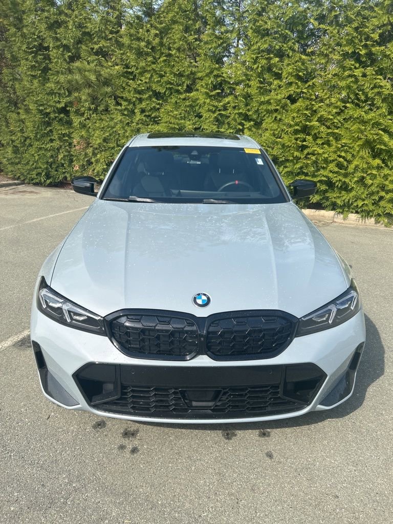 Used 2025 BMW M340i xDrive w/ Premium Package image 2