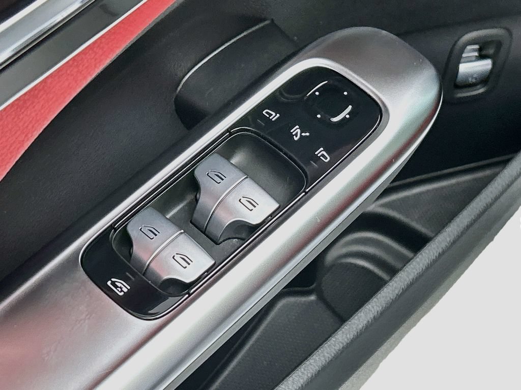Certified 2023 Mercedes-Benz C 300 Sedan image 21