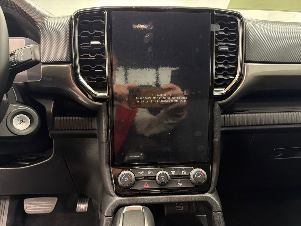 New 2025 Ford Ranger XLT w/ Equipment Group 301A High image 21