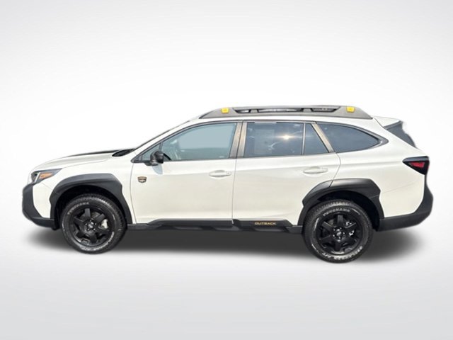 Used 2025 Subaru Outback Wilderness AWD/4WD image 5
