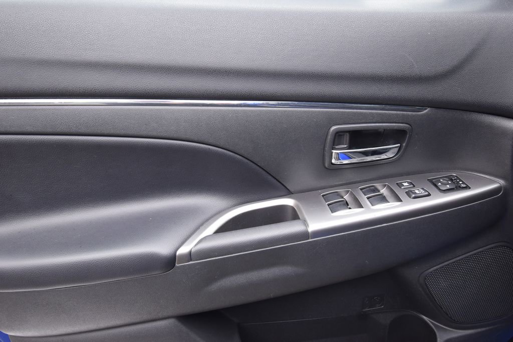 Used 2024 Mitsubishi Outlander Sport SE image 22