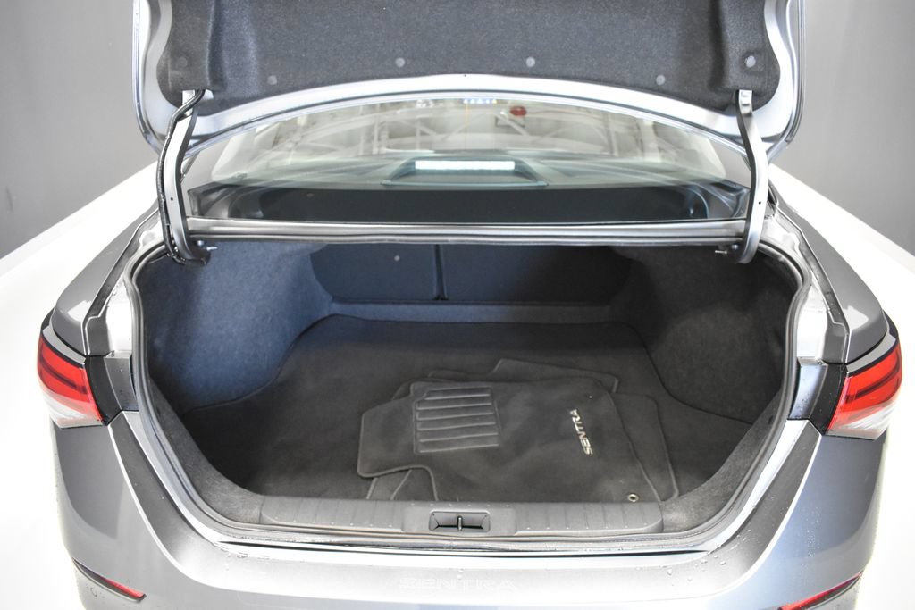 Certified 2023 Nissan Sentra SV FWD image 30