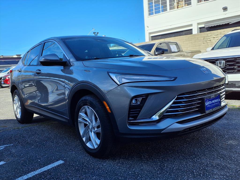 Used 2024 Buick Envista Preferred image 3