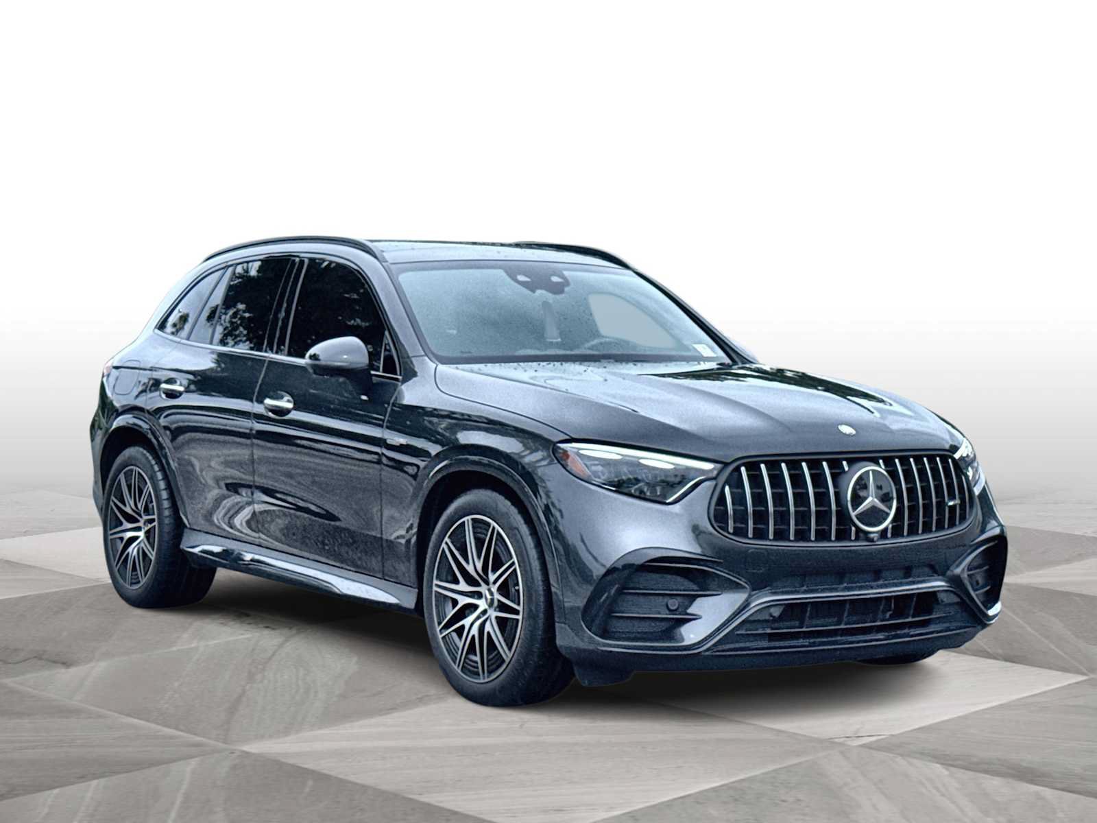 Used 2024 Mercedes-Benz GLC 43 AMG 4MATIC image 2