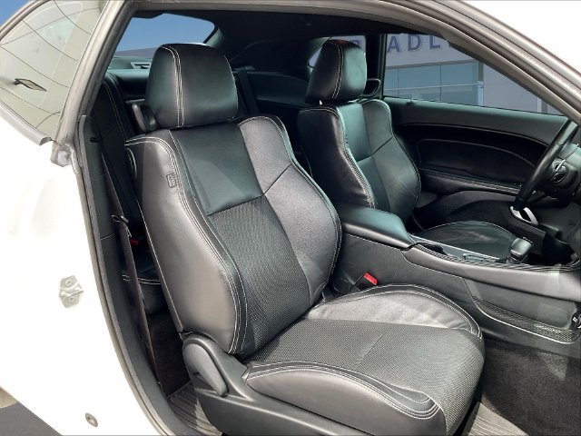 Used 2017 Dodge Challenger R/T Scat Pack RWD image 26