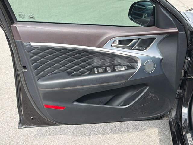 Used 2019 Genesis G70 2.0T Advanced w/ Dynamic Package AWD/4WD image 17