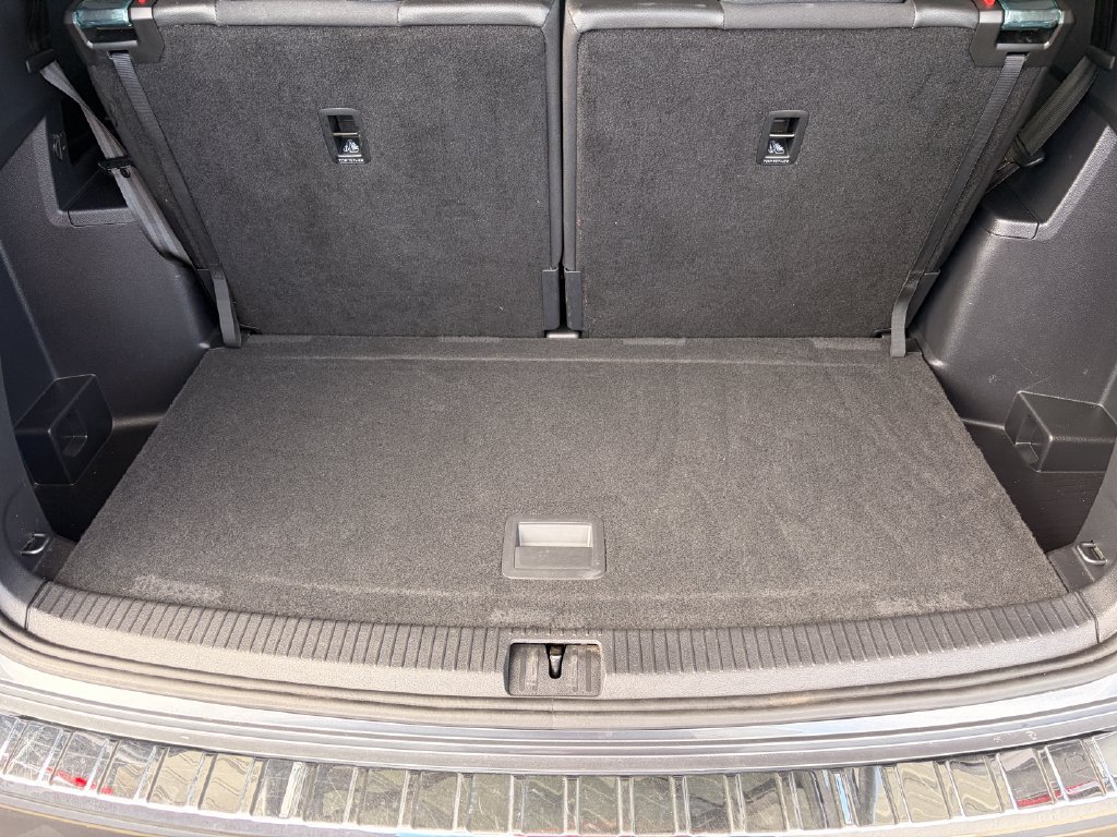Used 2023 Volkswagen Atlas SE w/ Panoramic Sunroof Package AWD/4WD image 13
