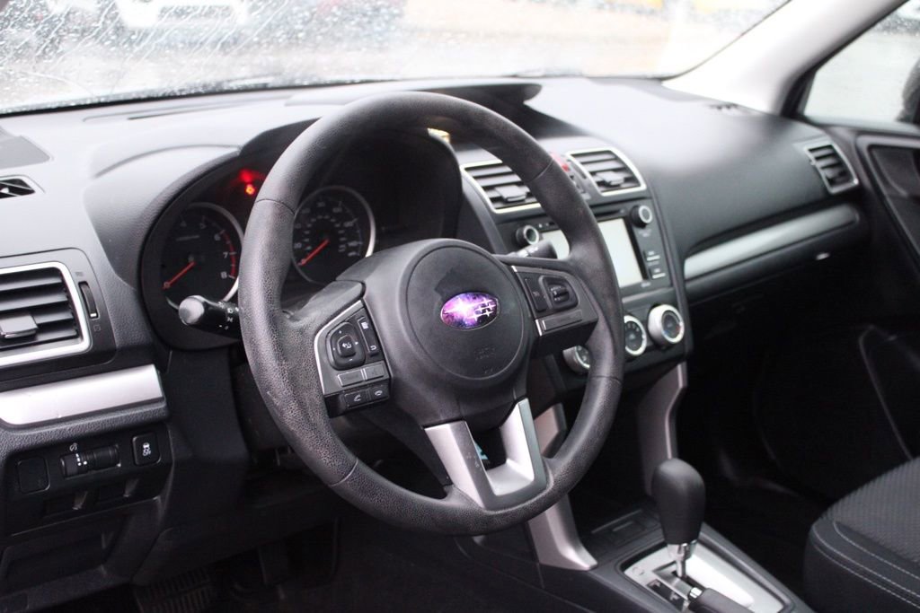 Used 2018 Subaru Forester 2.5i w/ Alloy Wheel Package image 18