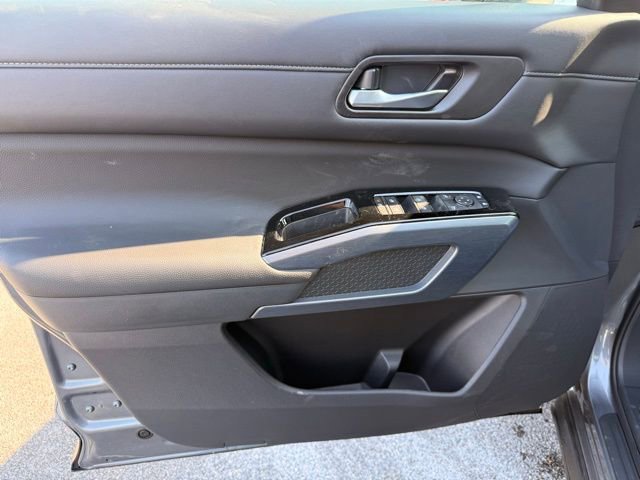 New 2026 Nissan Pathfinder SL w/ SL Premium Package image 10