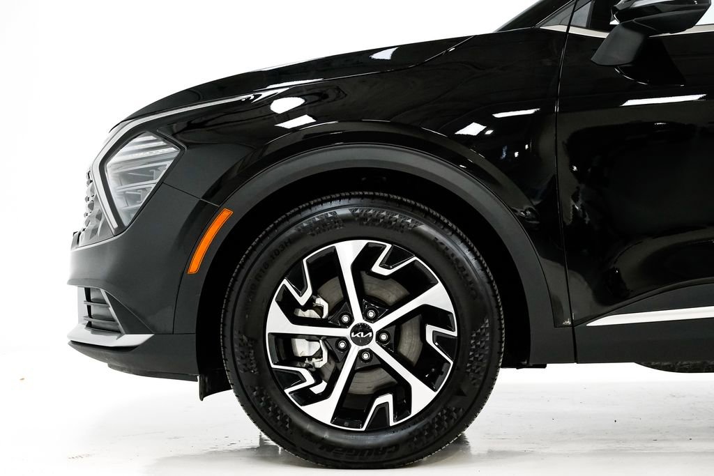 Certified 2025 Kia Sportage EX image 27
