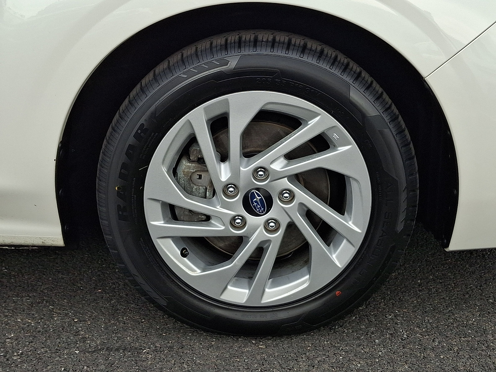 Certified 2024 Subaru Impreza 2.0i AWD/4WD image 9