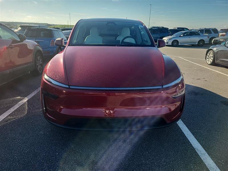 Used 2026 Tesla Model Y Long Range AWD/4WD image 4
