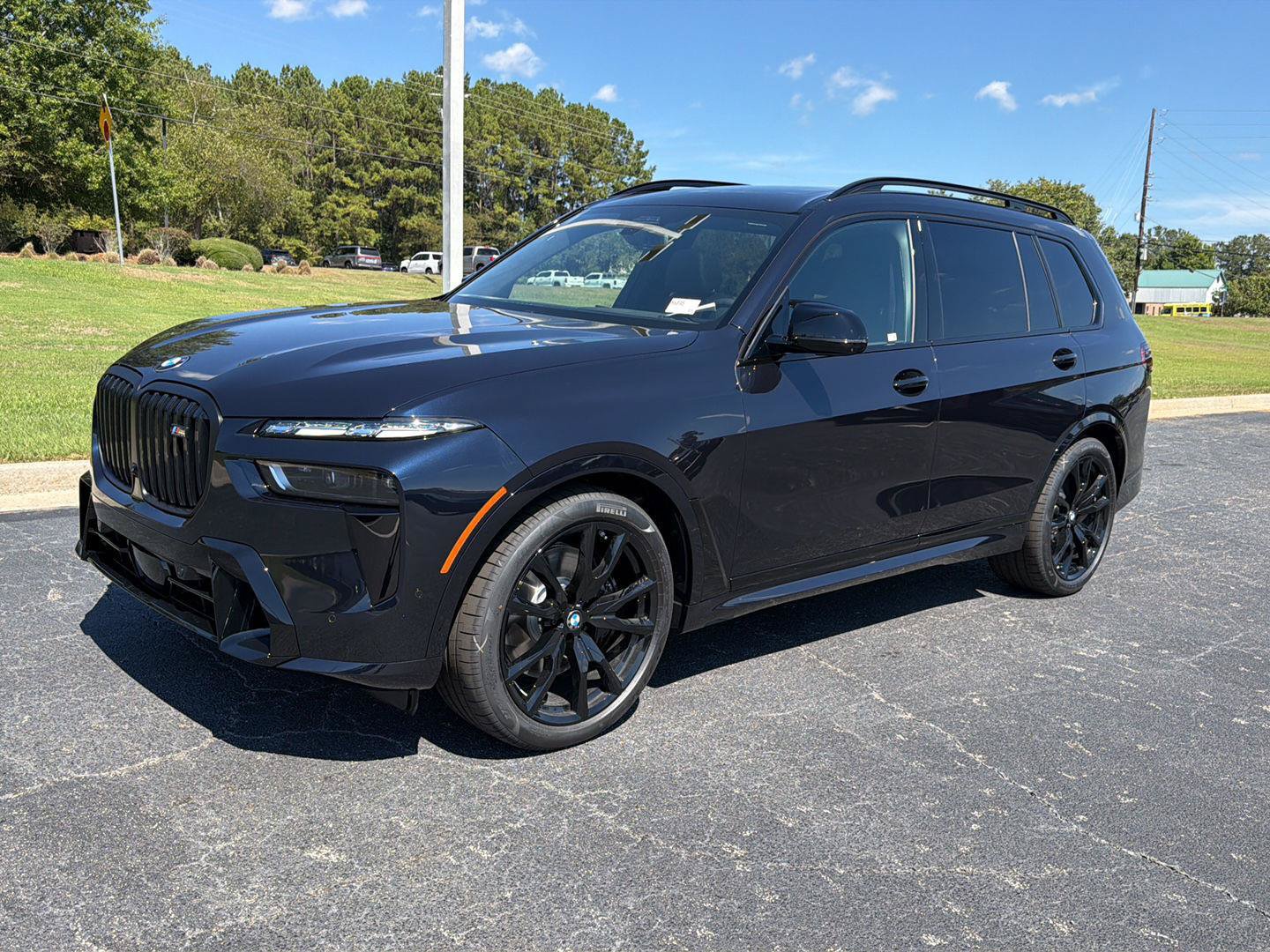 New 2027 BMW X7 M60i AWD/4WD image 2